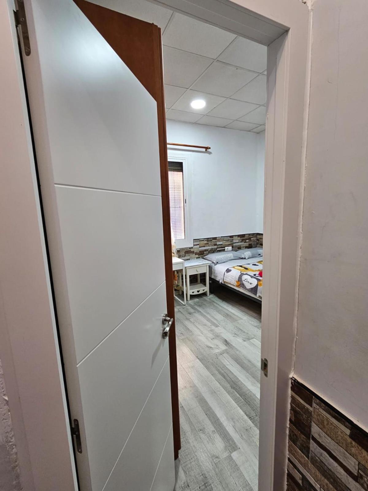 Habitacion Doble Con Bano Privado L'Hospitalet de Llobregat Dış mekan fotoğraf